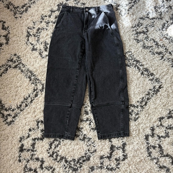 EUC Everlane Barrel Jeans 26R washed black - Picture 6 of 8